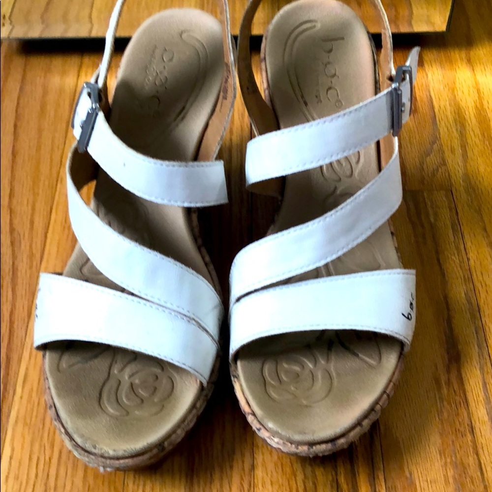 White wedges